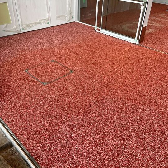 ソフトグラウンド標準タイプ　ゴムチップ　ゴムチップ舗装