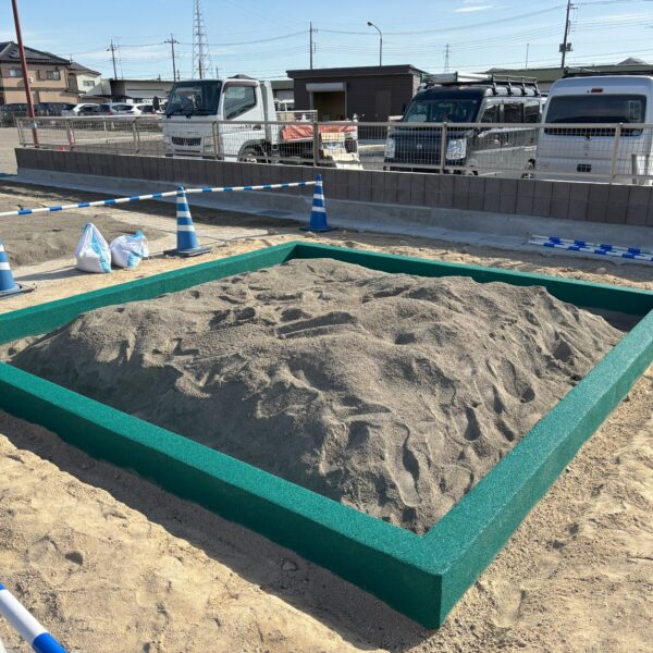 兵庫県明石市　ゴムチップ舗装　ソフトグラウンド　ゴムチップ