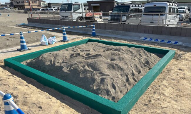 兵庫県明石市　ゴムチップ舗装　ソフトグラウンド　ゴムチップ