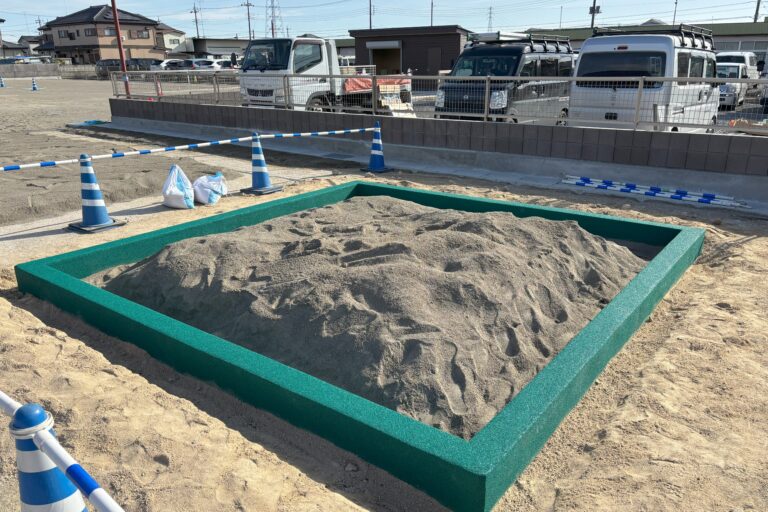 兵庫県明石市　ゴムチップ舗装　ソフトグラウンド　ゴムチップ
