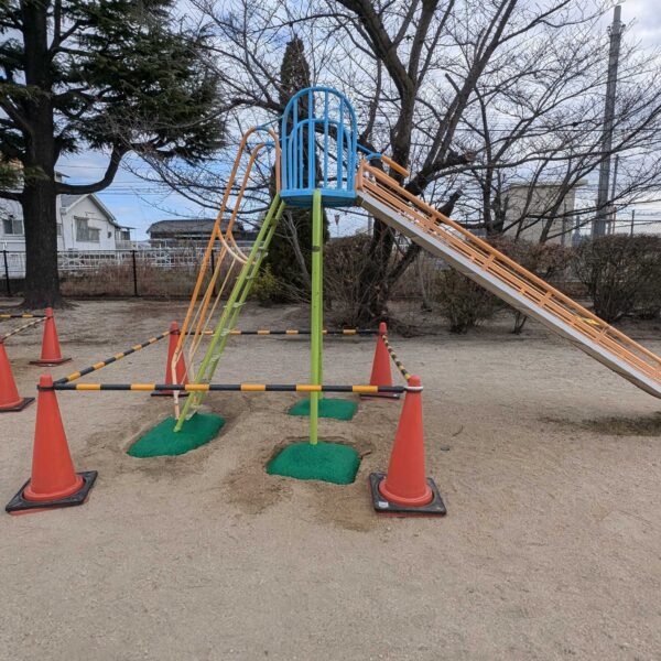 兵庫県明石市　ゴムチップ舗装　ソフトグラウンド　ゴムチップ