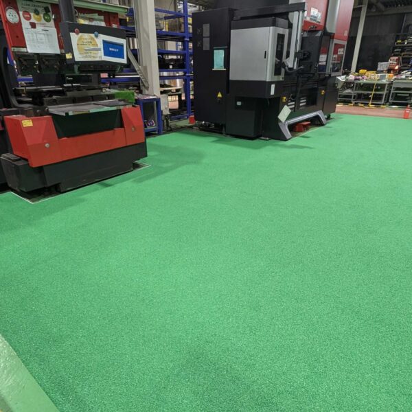 ゴムチップ舗装　ソフトグラウンド