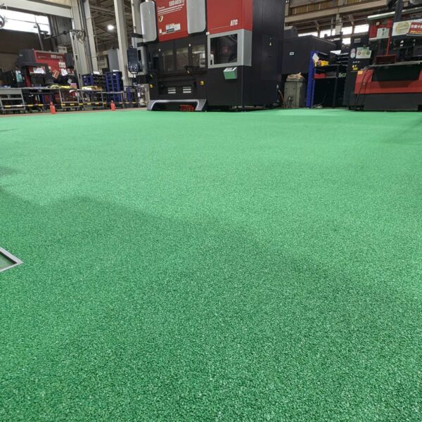 ゴムチップ舗装　ソフトグラウンド