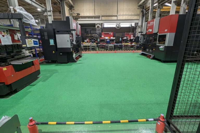 ゴムチップ舗装　ソフトグラウンド