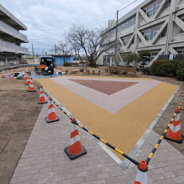 ゴムチップ舗装　ソフトグラウンド標準タイプ