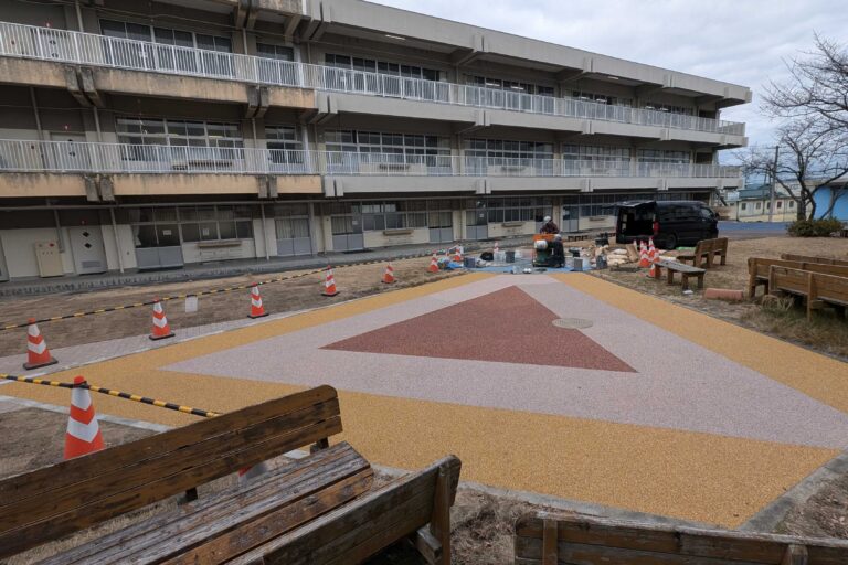 ゴムチップ舗装　ソフトグラウンド標準タイプ