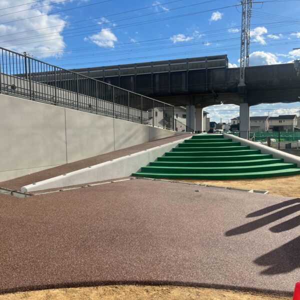 ソフトグラウンド　ゴムチップ舗装　標準タイプ　ゴムチップ　