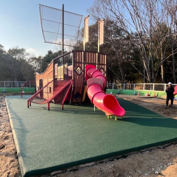 ゴムチップ舗装　奈良県　ソフトグラウンド厚塗りタイプ