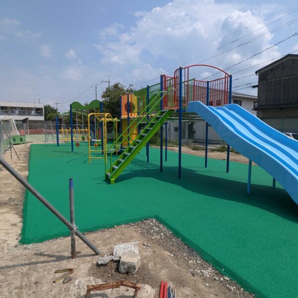 岡山県玉野市 学校施設6 岡山県倉敷市 ゴムチップ舗装 ソフトグラウンド厚塗りタイプ